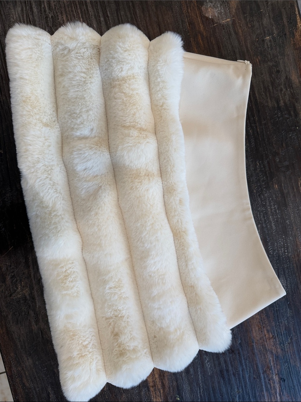 Kim shui cream faux fur skirt size Large